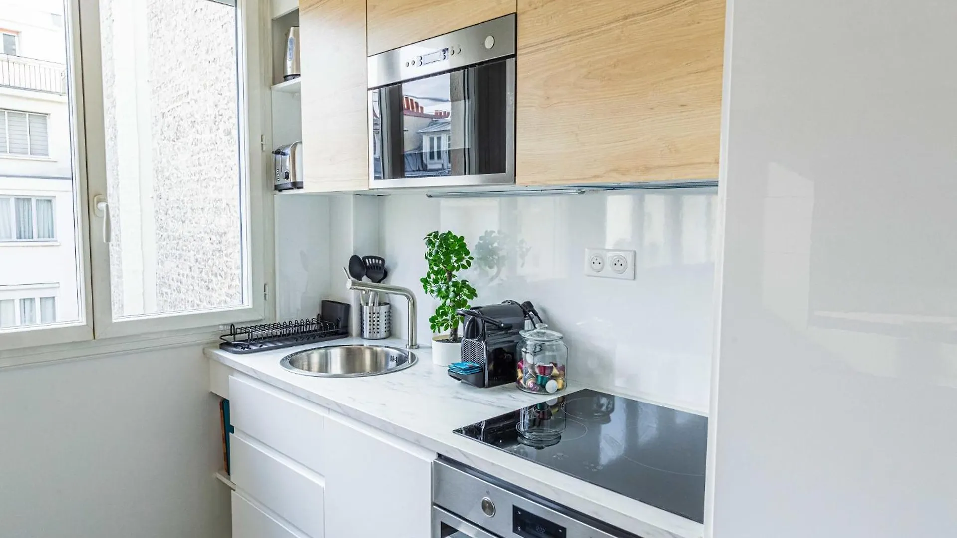Superb Trocadero Eiffel Tower Apartment 巴黎