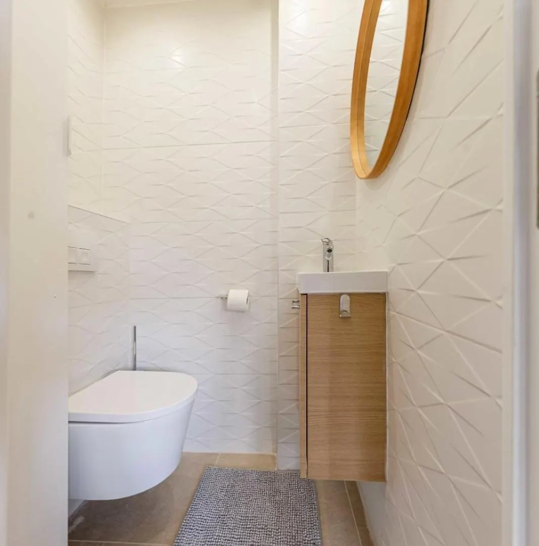 Superb Trocadero Eiffel Tower Apartment Paris